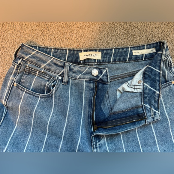 Pacsun Striped Cropped Mom Jean Size 29 - Picture 2 of 3